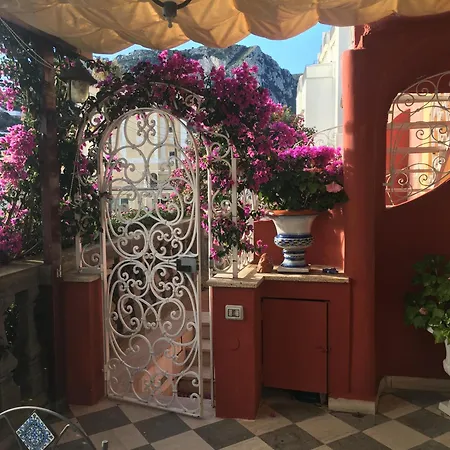 Luxury House In Pompeiana Via Camerelle Con Terrazza Vista Mare كابري