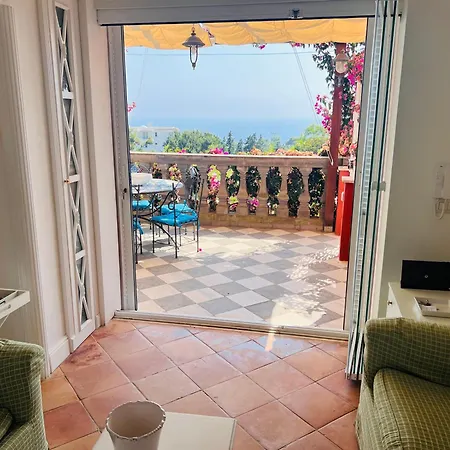 Διαμέρισμα Luxury House In Pompeiana Via Camerelle Con Terrazza Vista Mare Κάπρι